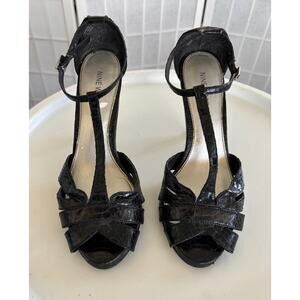 Nine West Black Faux Leather
Strappy‎ 4” Stiletto Heels Shoes Size 8
*Flaws